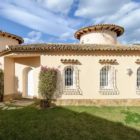 Aranjuez By On Travel Villa